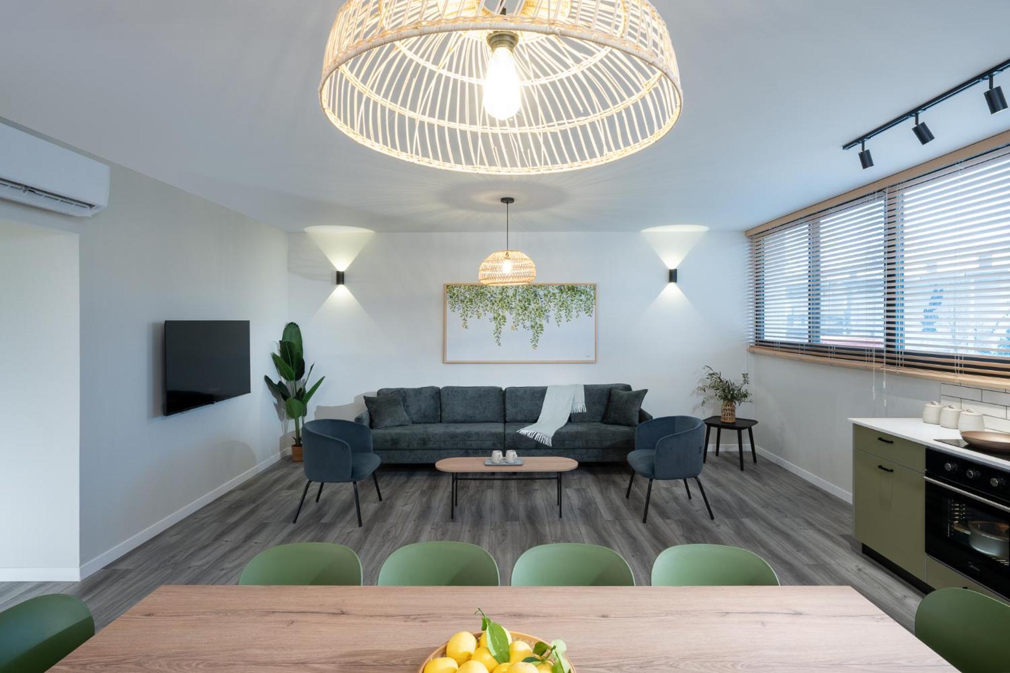 Erettz Dafna Travel Hotel Екстериор снимка